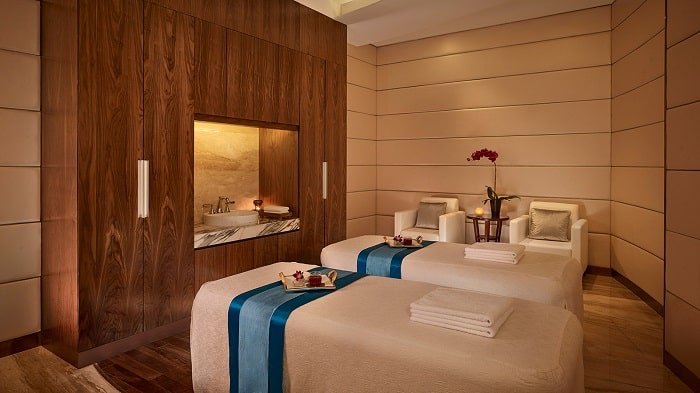 khách sạn sài gòn, resort, review the reverie saigon kèm giá phòng ưu đãi cập nhật