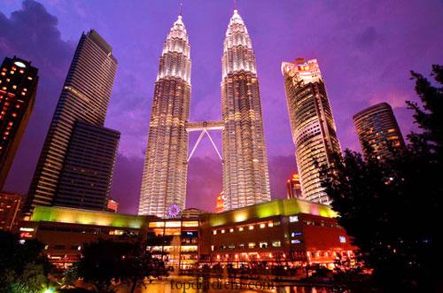 kinh nghiệm đi du lịch malaysia tự túc giá rẻ 2021