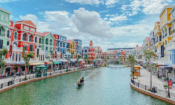 khách sạn, cập nhập giá vé grand world phú quốc – thành phố sắc màu giữa lòng biển đảo