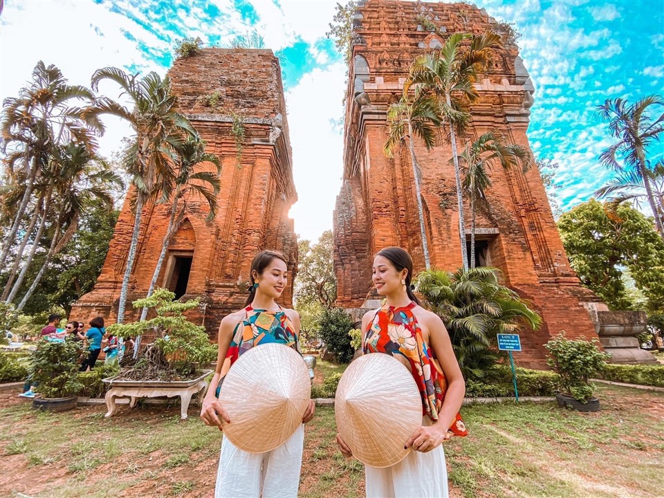 tháp đôi quy nhơn, tháp đôi quy nhơn – công trình kiến trúc chăm độc đáo