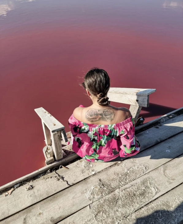 hồ nước atanasovsko, khám phá, trải nghiệm, bơi lội thỏa thích tại hồ nước atanasovsko màu hồng độc đáo ở bulgaria