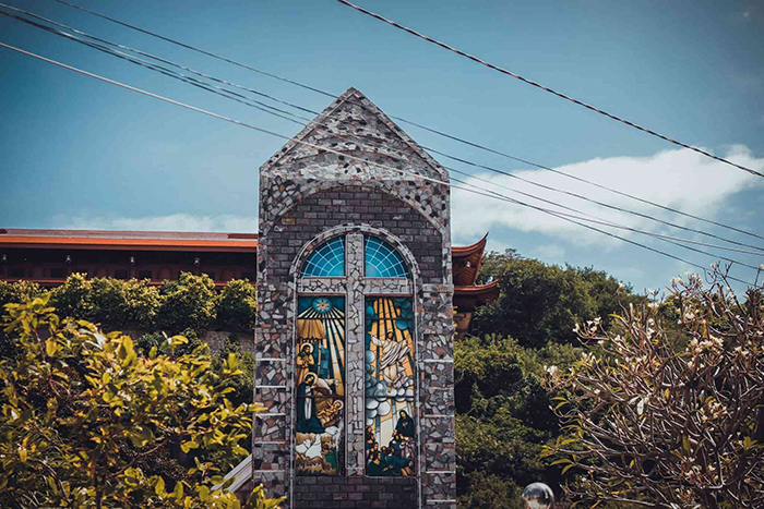 nhà thờ đá núi sam, khám phá, trải nghiệm, chiêm ngưỡng nhà thờ đá núi sam – thánh đường trăm tuổi xây bằng đá ở châu đốc