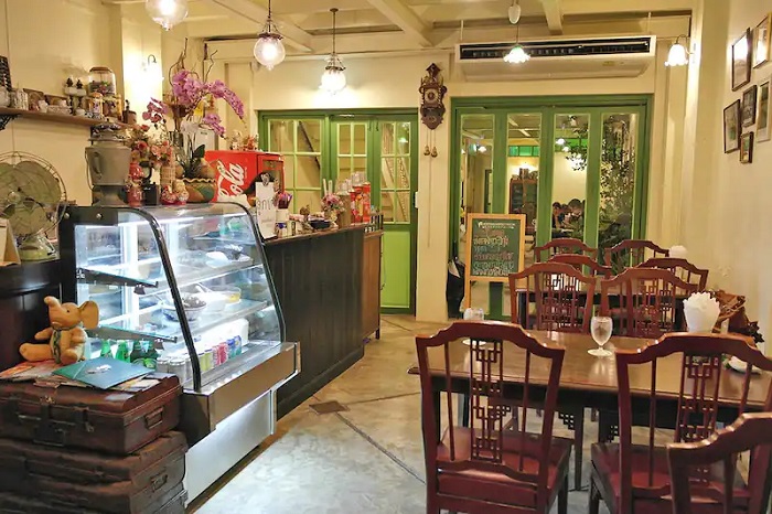 mách bạn 8 quán ăn, nhà hàng ở phuket cực hút khách ‘không thử hơi phí’