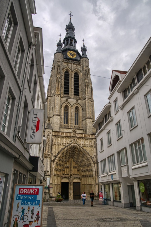 thành phố kortrijk, khám phá, trải nghiệm, đến thành phố kortrijk bỉ chiêm ngưỡng các công trình độc đáo