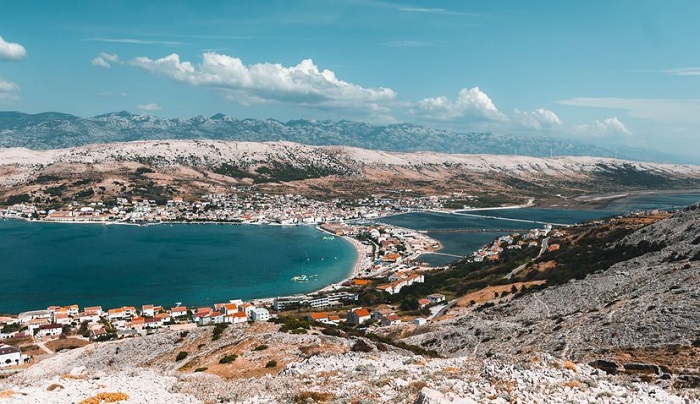 đảo pag croatia, khám phá, trải nghiệm, đảo pag croatia: điểm đến mùa hè đầy thú vị trên vùng biển adriatic