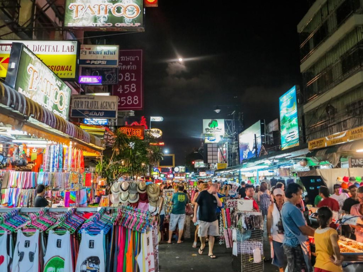 Kinh nghiệm vui chơi khu phố đèn đỏ tại Bangkok, Thái Lan, Khám Phá