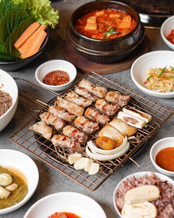 ovenmaru chicken, don chicken, myung ga, bornga, gà rán chivago, seoul galbi, meat & meet, kyung bok gung, sul bingsu – korean dessert & cafe, paik’s pan & noodle, đồ ăn hàn quốc, ẩm thực hàn quốc, nhà hàng ở quận 1, quán ăn ở quận 1, món hàn ngon, nhà hàng hàn quốc ngon, top 10 quán ăn, nhà hàng hàn quốc ngon và được yêu thích nhất ở quận 1 tp. hcm