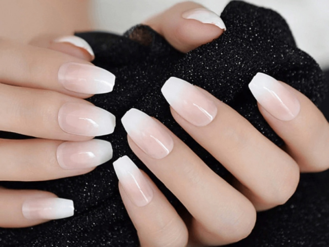 nail đẹp, top 20+ mẫu nail trắng tinh tế, thanh lịch, nhẹ nhàng