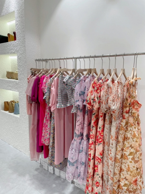 top 7 shop quần áo nữ nổi tiếng tại phố nguyễn văn cừ, tp. vinh, nghệ an