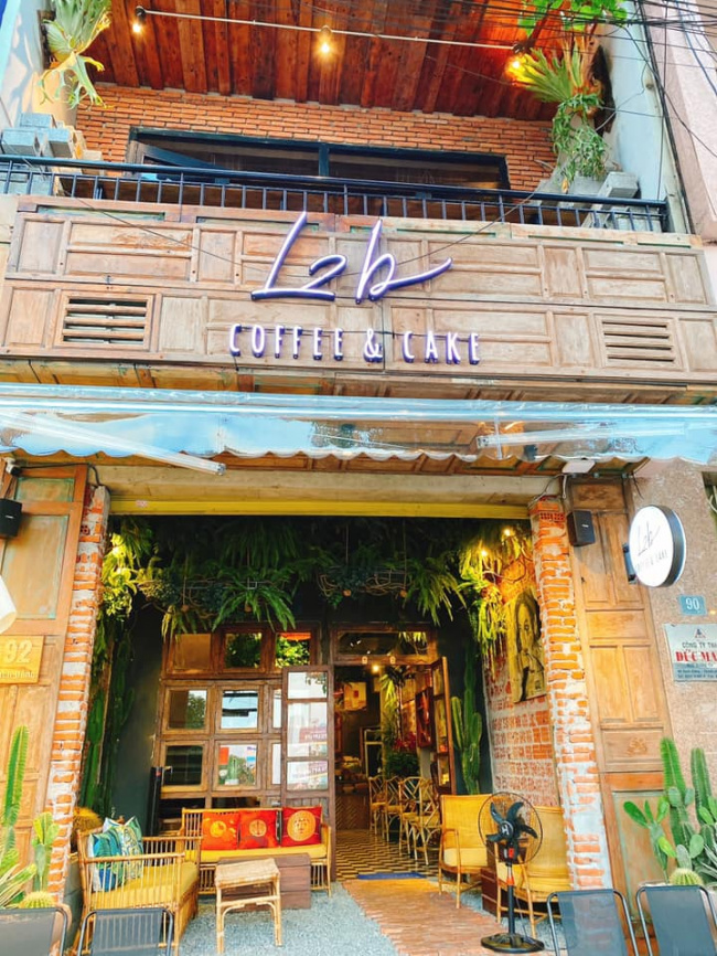 L2B Coffee – Cake – Quán cafe trang trí Noel sớm nhất tại Đà Nẵng ...