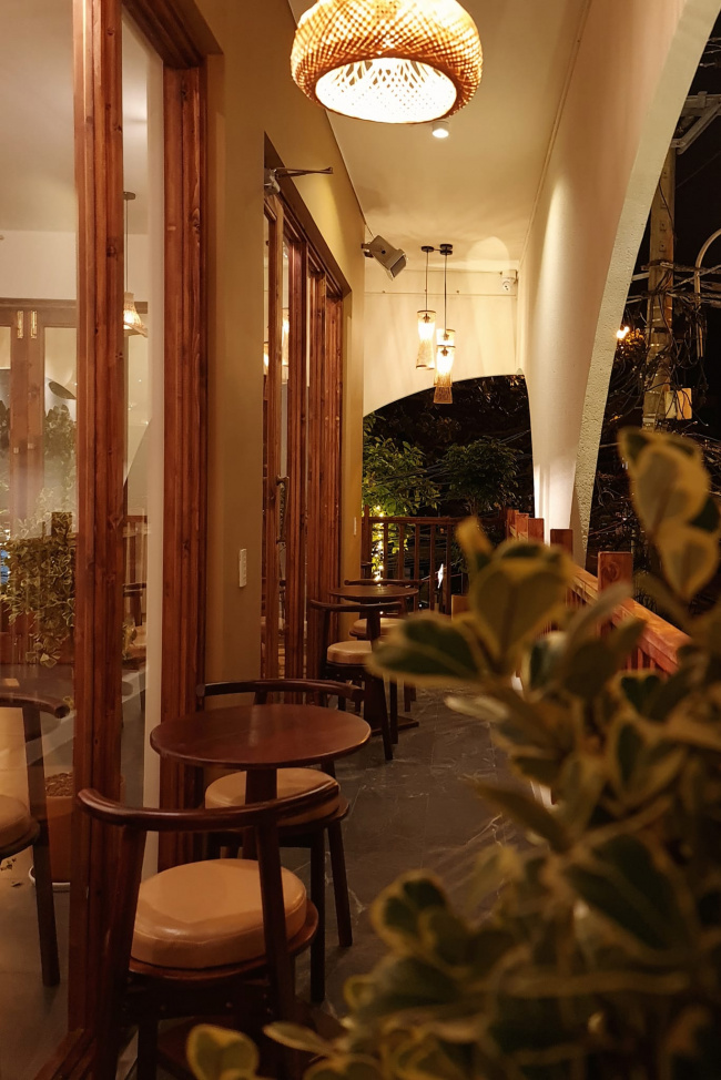 cafeholic – quán cafe có không gian siêu xinh, ngập tràn sự ấm cúng