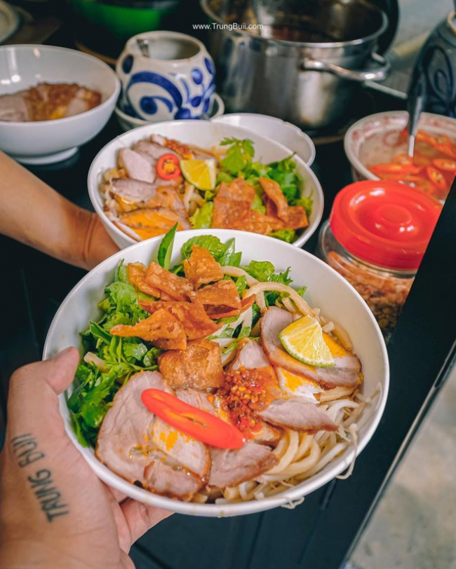 foreign newspapers, international friends, milk coffee, vietnamese food, looking back at 10 famous vietnamese dishes praised by major foreign newspapers in 2022