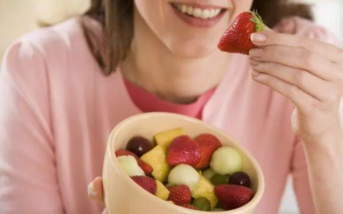 5 thói quen sai lầm khi ăn trái cây làm giảm dinh dưỡng mà bạn nên tránh