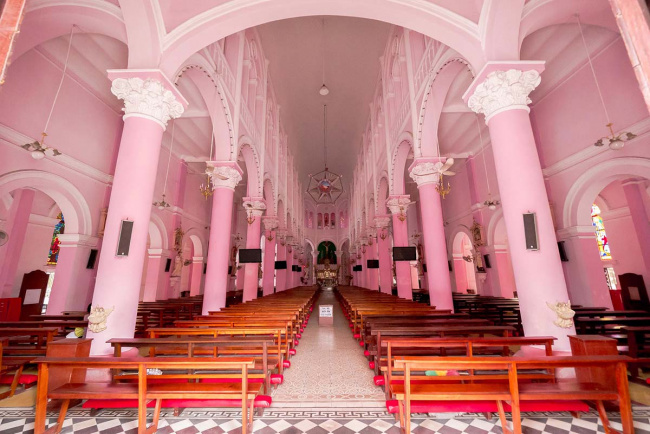 pink church (tan dinh) in ho chi minh city – travel guide