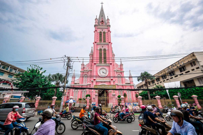 10 impressive cathedrals & churches in vietnam