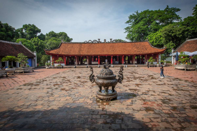 15 most impressive temples in vietnam