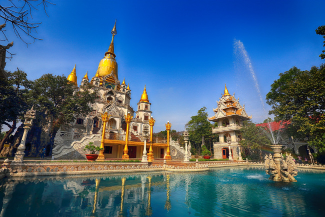 15 most impressive temples in vietnam