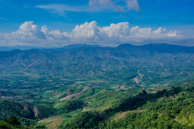 central highlands of vietnam – travel guide & 26 highlights