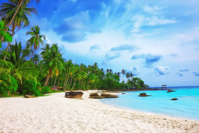 review bãi biển ông lang – nàng thơ giữa hòn đảo phú quốc