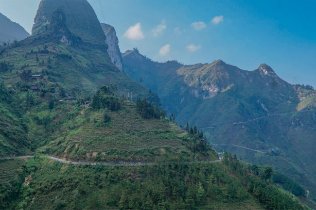 ma pi leng pass in ha giang – the most impressive mountain pass in vietnam