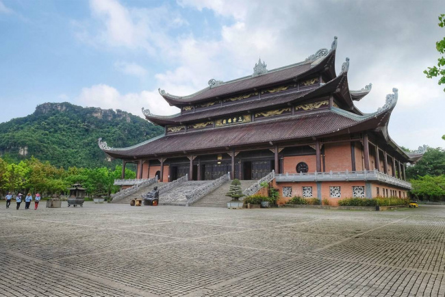 bai dinh pagoda – visiting guide