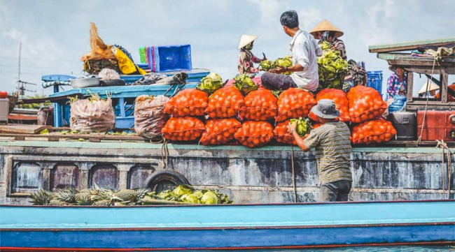 6 best floating markets in the mekong delta