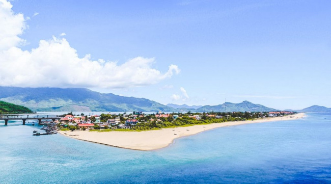 top 10 most beautiful beaches in vietnam