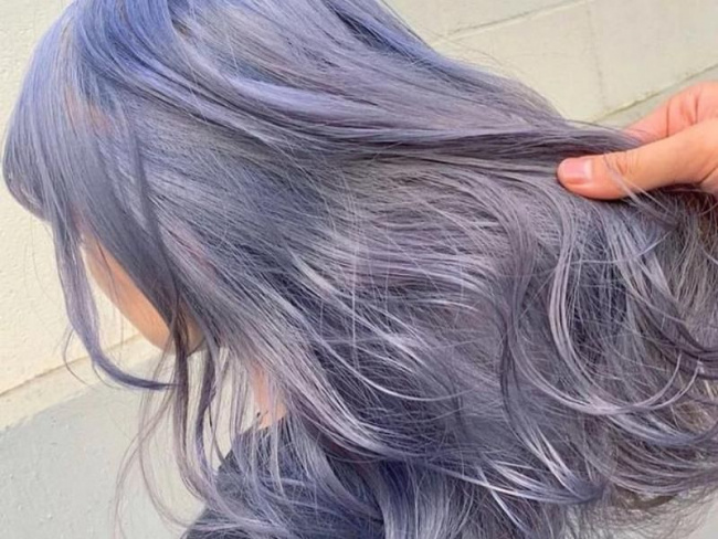 màu nhuộm iris purple – màu tóc sành điệu nổi bật hết nấc