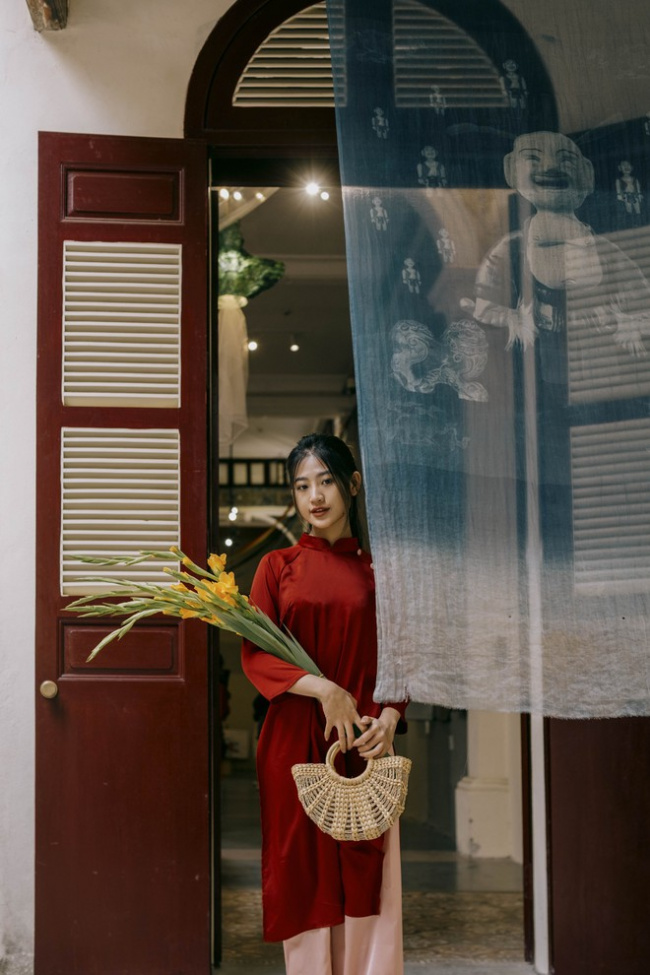 hanoi, nostalgia, old new year, space, virtual life, old new year spaces in hanoi are visited by young people: not only “virtual living” but also nostalgic for a “grandparents” time.