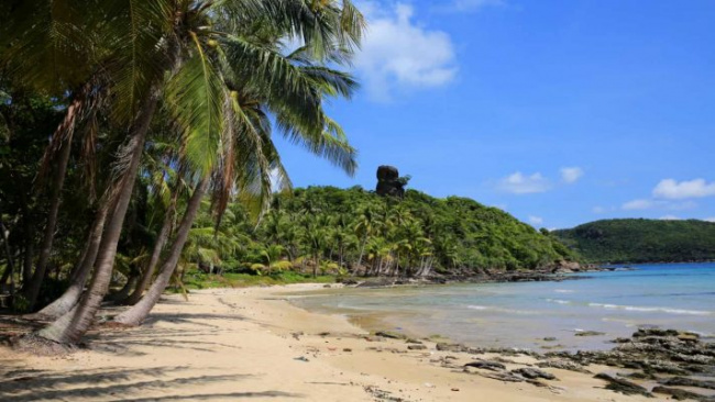 list 10 famous tourist destinations in north phu quoc island