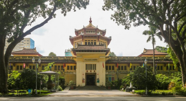 top 10 historic tourist attractions in saigon