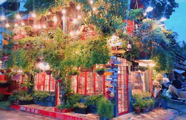 top 10 beautiful cafes in saigon