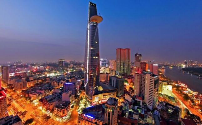 top  8 famous entertainment spots in saigon at night