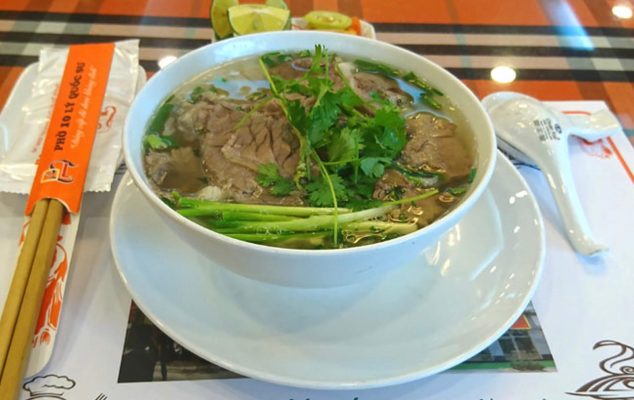 top 8 famous food streets in hanoi that you can not ignore