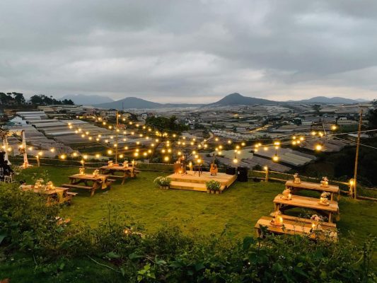 top 10 beautiful view cafes in da lat at night