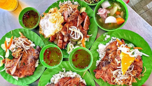 top 10 famous dishes addresses in saigon