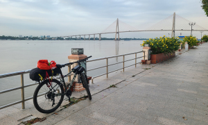 cycling, tet tourism, travel by bike, two days of cycling more than 240 km back home to celebrate tet