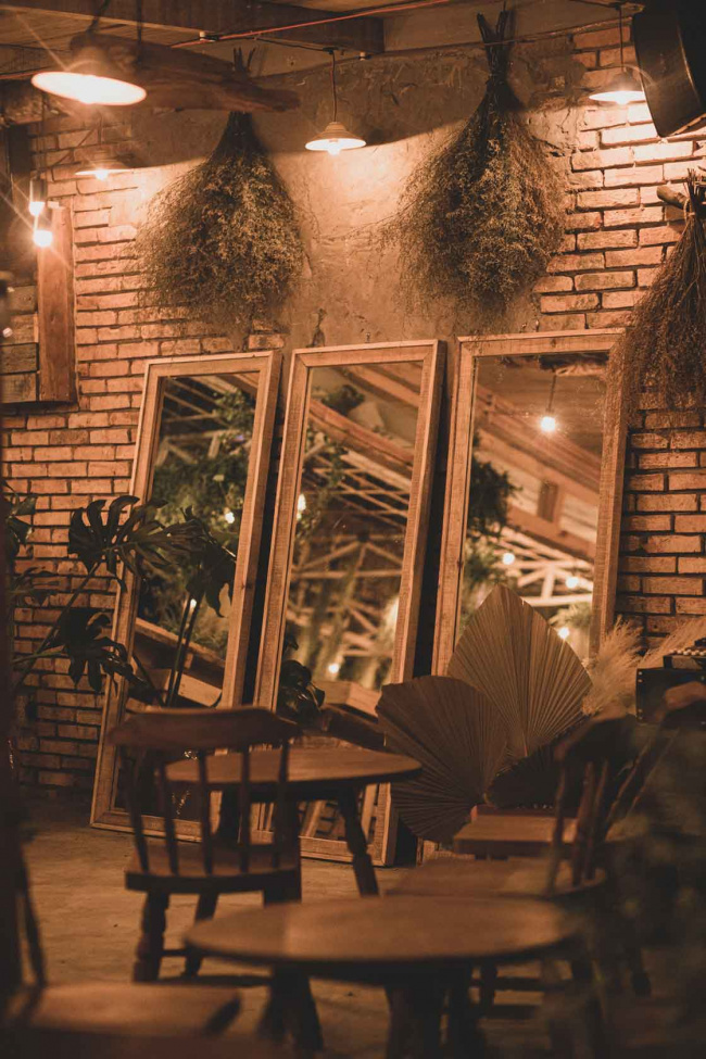 top 10 quán cafe rooftop chill nhất sài gòn