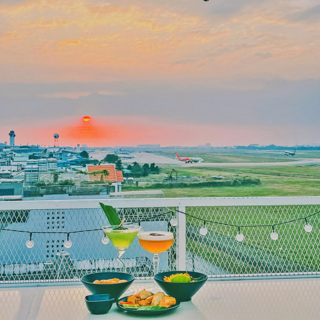 top 10 quán cafe rooftop chill nhất sài gòn