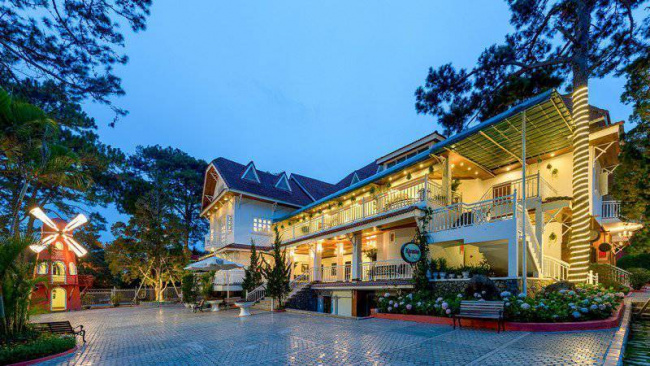 top 15 biệt thự villa đà lạt giá rẻ view đẹp có hồ bơi cho thuê ngắn ngày