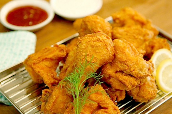 nhậu tới bến với 10 quán gà rán nổi tiếng tại seoul