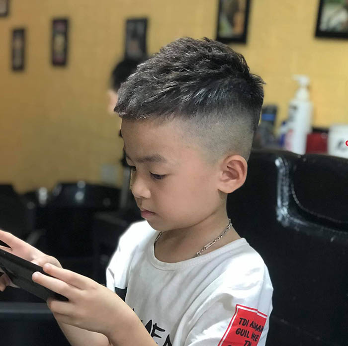 Cắt Tóc Trẻ Em Đẹp Ngầu Cực Kì Đơn Giản How to cut for Kids  Long  BarberShop  YouTube