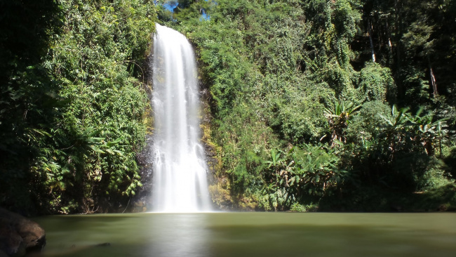 check in 25 thác nước đẹp và hùng vĩ nhất việt nam