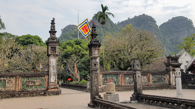 chùa bái đính, tour ninh bình, vườn chim thung nham, động am tiên, đền thờ đinh tiên hoàng – vị vua nổi tiếng với “tập trận cờ lau”