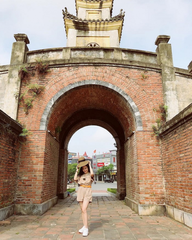 historical sites, quang binh quan, quang binh tourist spot, quang binh quan – an architectural symbol hundreds of years old in dong hoi