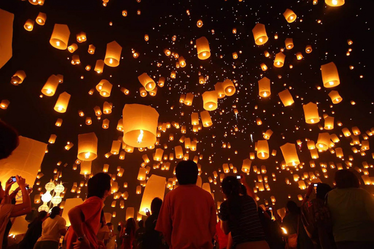 thái lan, lễ hội thả đèn trời chiang mai: địa điểm, giá vé & lưu ý