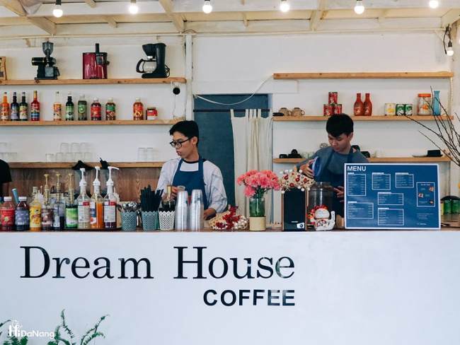dreamer house coffee - ngôi nhà mộng mơ giữa góc sân vườn bình yên