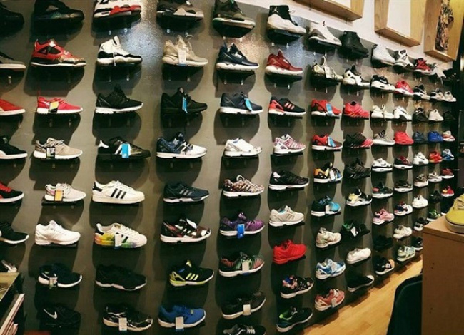 top 9 địa chỉ mua giày sneaker chính hãng uy tín nhất tại tphcm