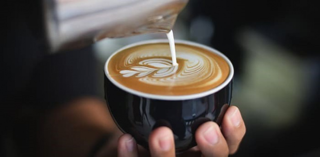 kinh nghiệm, kinh doanh, cafe latte là gì? tìm hiểu latte art và cách pha latte chuẩn nhất