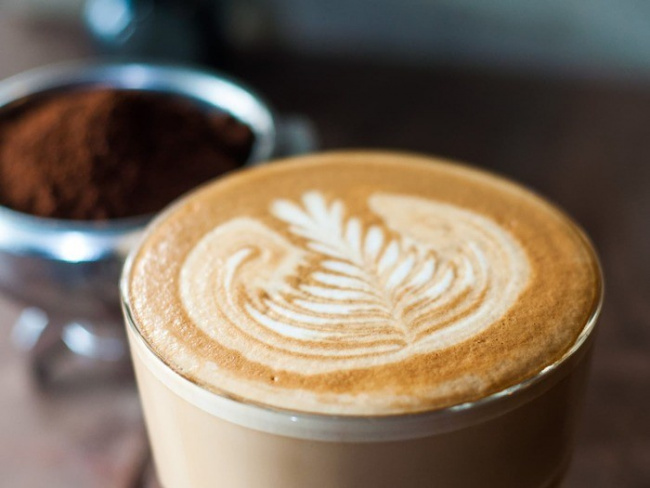 kinh nghiệm, kinh doanh, cafe latte là gì? tìm hiểu latte art và cách pha latte chuẩn nhất